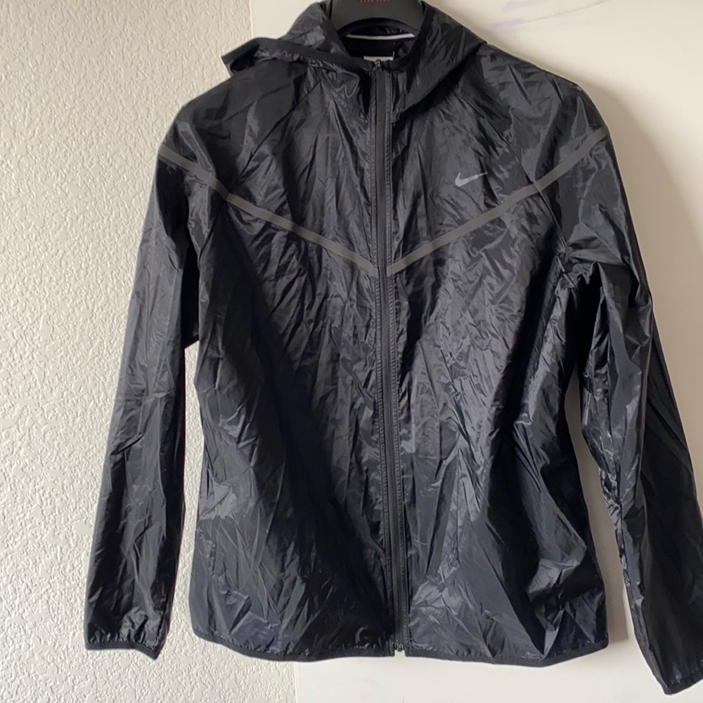 Nike windbreaker